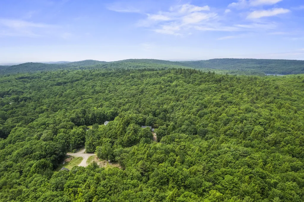 34 Thibeau Lane Greene ME 04236
