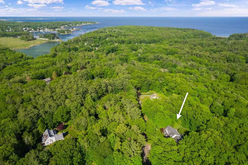22 Brave Boat Harbor Road York ME 03909