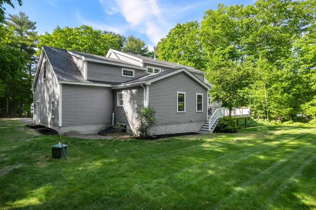 22 Brave Boat Harbor Road York ME 03909