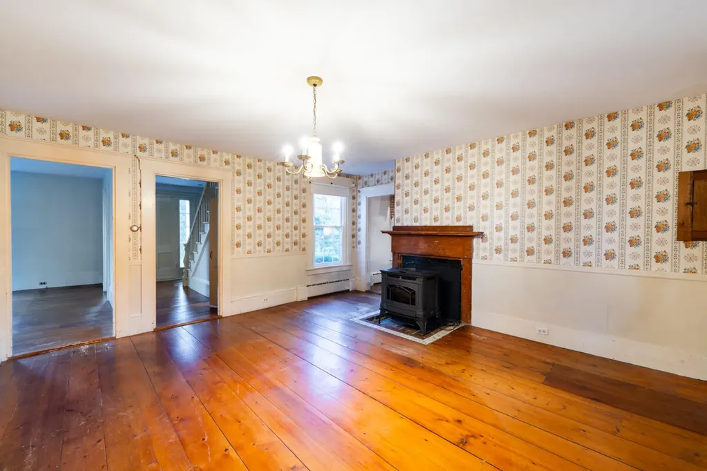 532 E Elm Street Yarmouth ME 04096