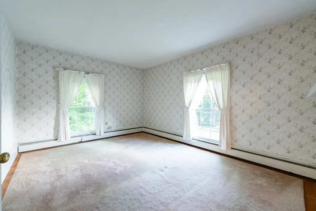 532 E Elm Street Yarmouth ME 04096