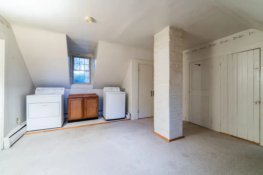 532 E Elm Street Yarmouth ME 04096