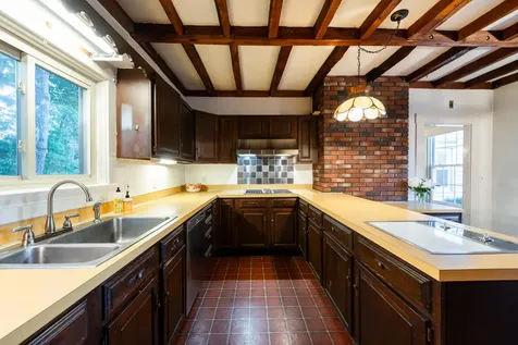 532 E Elm Street Yarmouth ME 04096