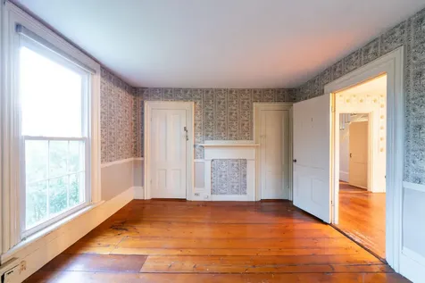 532 E Elm Street Yarmouth ME 04096