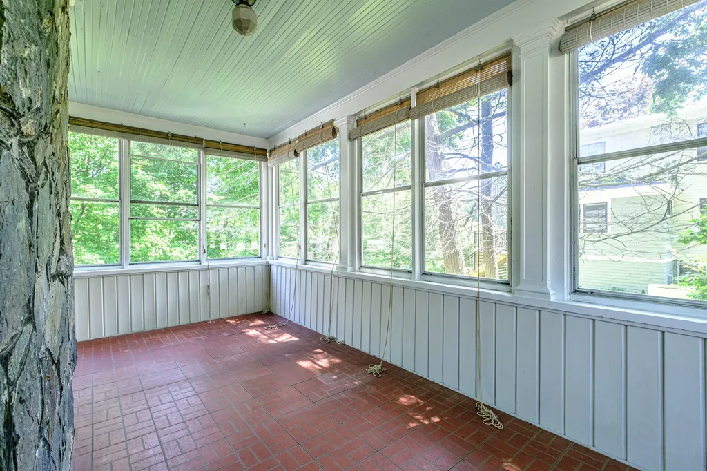 954 Sawyer Street South Portland ME 04106
