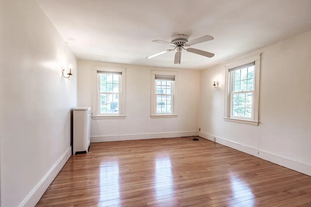 954 Sawyer Street South Portland ME 04106