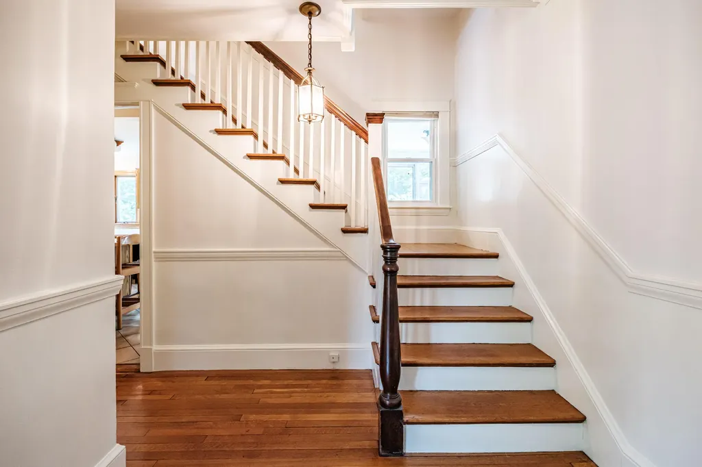 954 Sawyer Street South Portland ME 04106