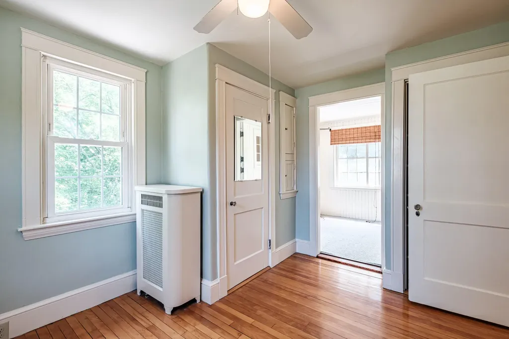 954 Sawyer Street South Portland ME 04106