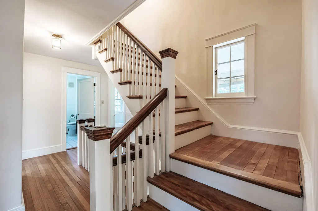 954 Sawyer Street South Portland ME 04106