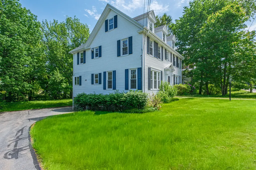 954 Sawyer Street South Portland ME 04106