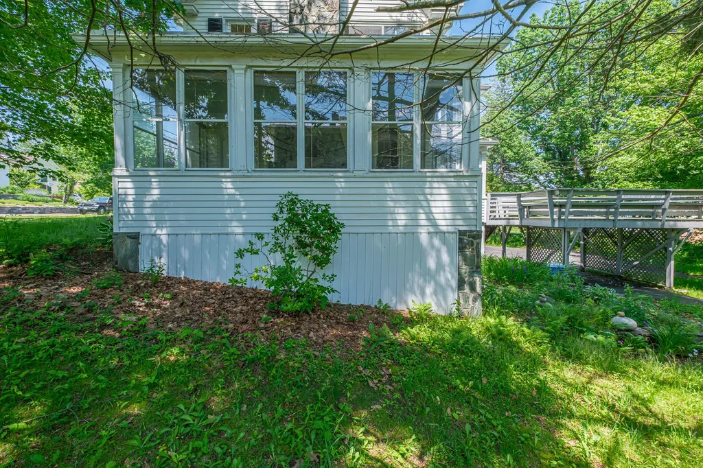 954 Sawyer Street South Portland ME 04106