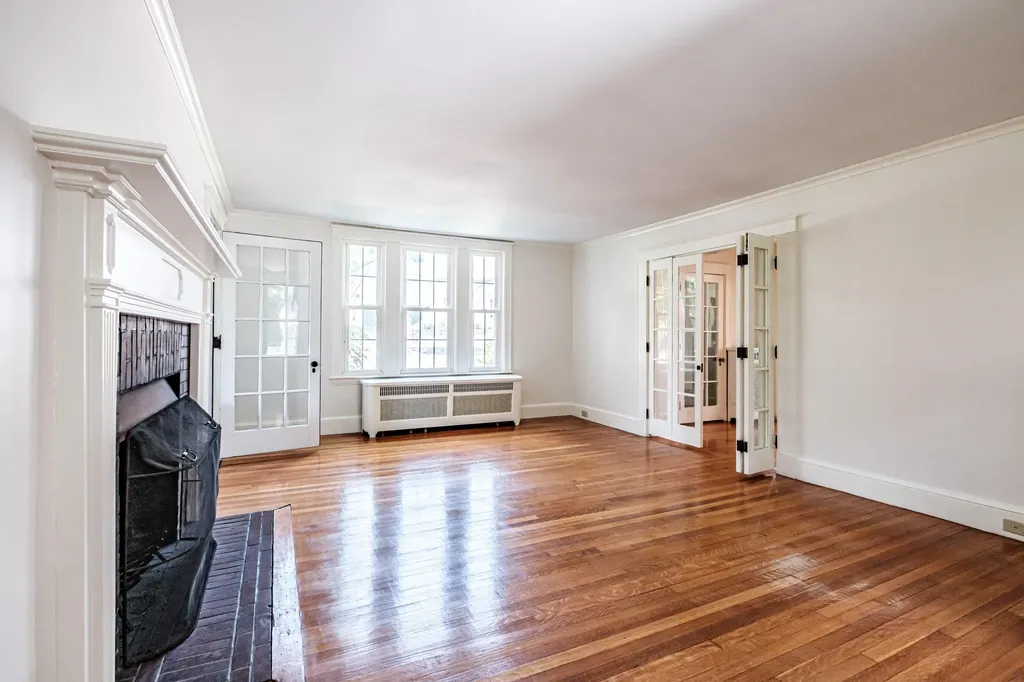 954 Sawyer Street South Portland ME 04106