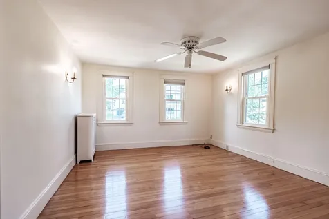 954 Sawyer Street South Portland ME 04106