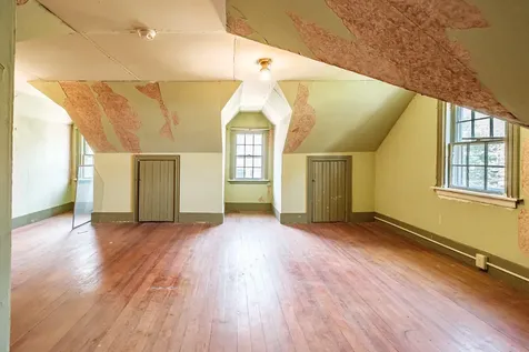 954 Sawyer Street South Portland ME 04106