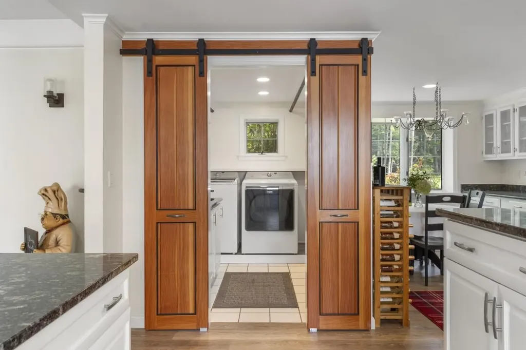 825 Hendricks Hill Road Southport ME 04576