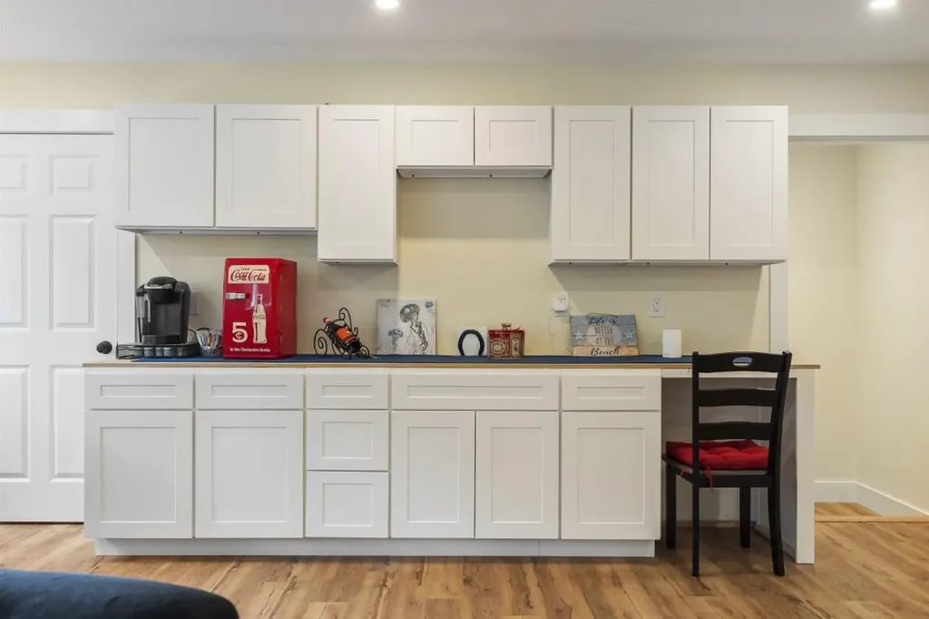825 Hendricks Hill Road Southport ME 04576