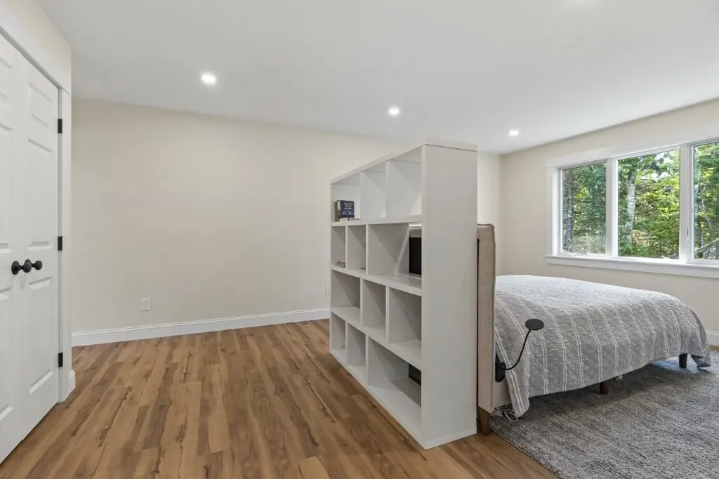825 Hendricks Hill Road Southport ME 04576