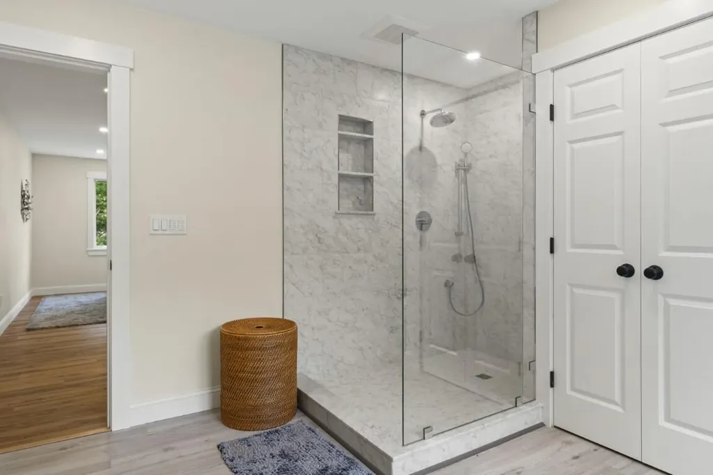 825 Hendricks Hill Road Southport ME 04576
