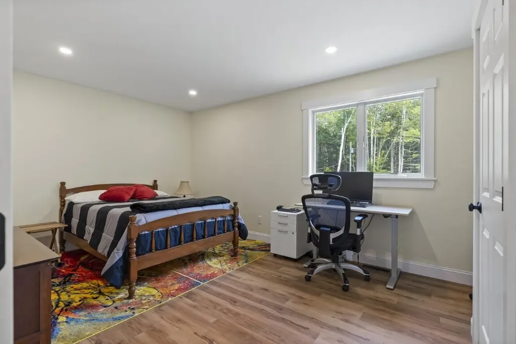 825 Hendricks Hill Road Southport ME 04576
