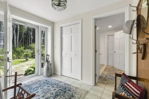 825 Hendricks Hill Road Southport ME 04576