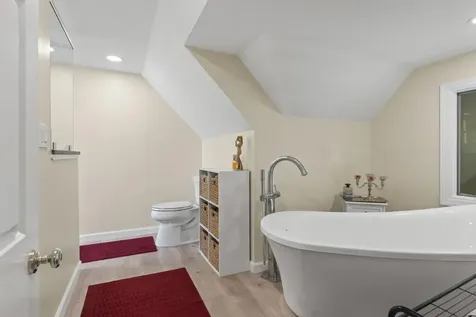 825 Hendricks Hill Road Southport ME 04576