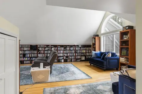 825 Hendricks Hill Road Southport ME 04576
