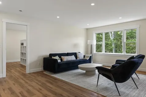 825 Hendricks Hill Road Southport ME 04576
