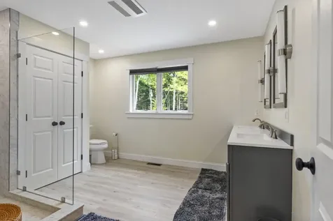 825 Hendricks Hill Road Southport ME 04576