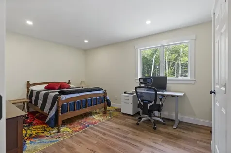 825 Hendricks Hill Road Southport ME 04576