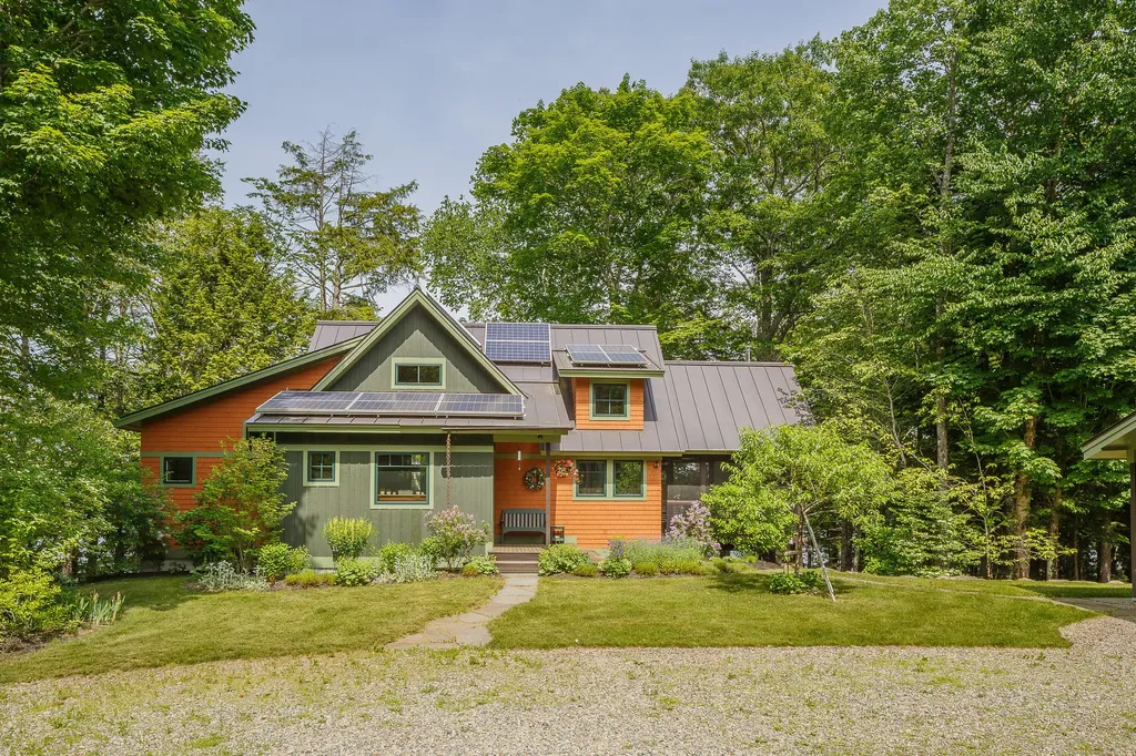 202 Sterlingtown Lane Union ME 04862