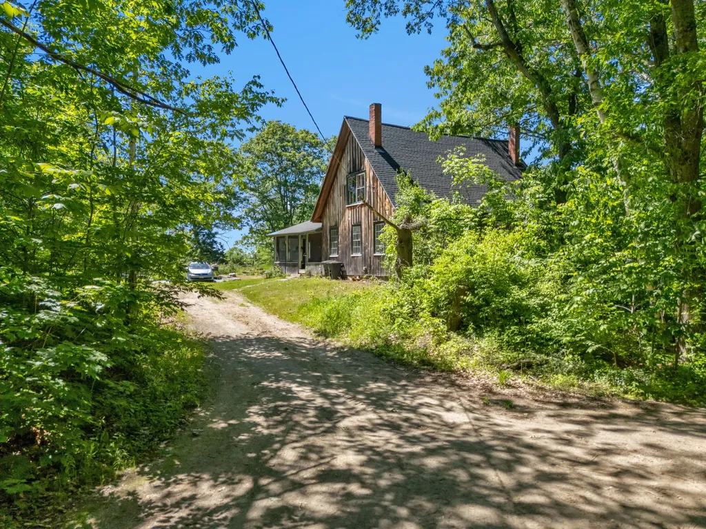 150 Knox Hill Road Fayette ME 04349