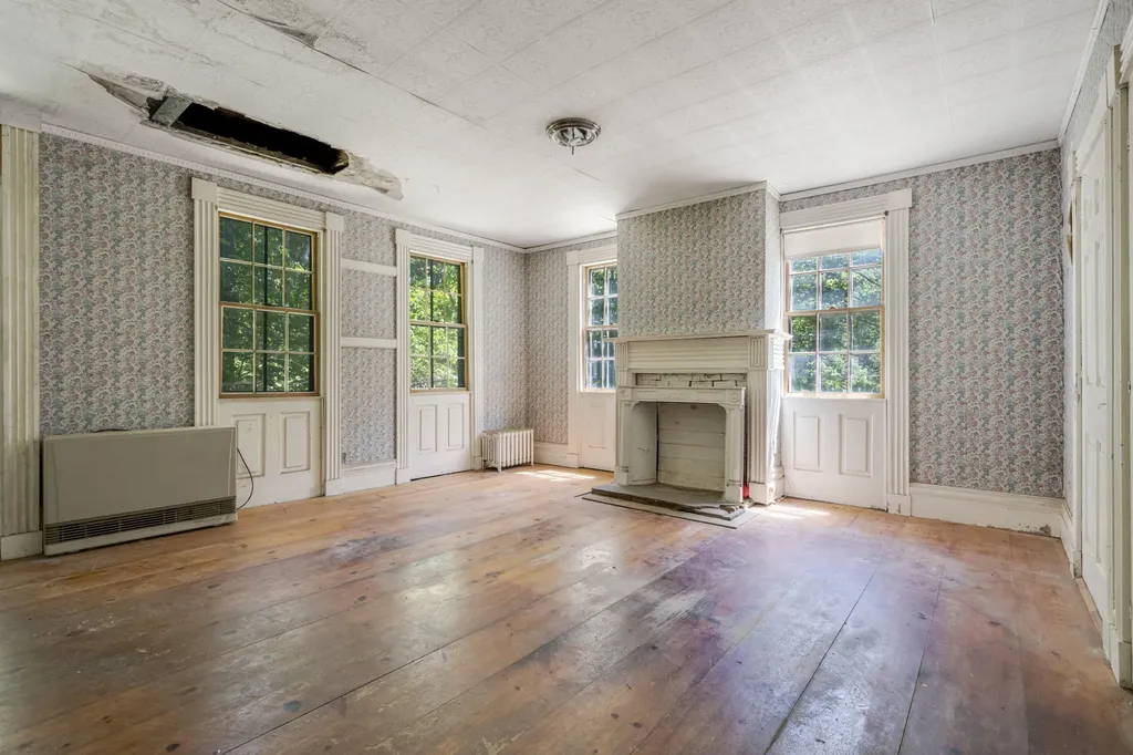 150 Knox Hill Road Fayette ME 04349