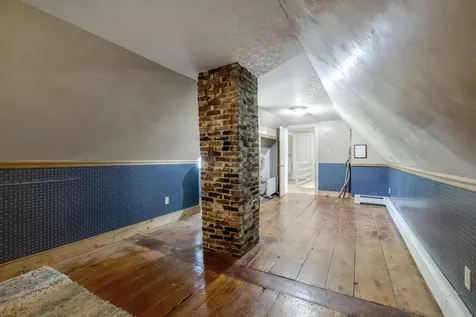 150 Knox Hill Road Fayette ME 04349