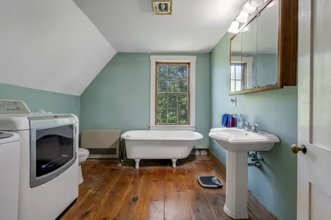 150 Knox Hill Road Fayette ME 04349