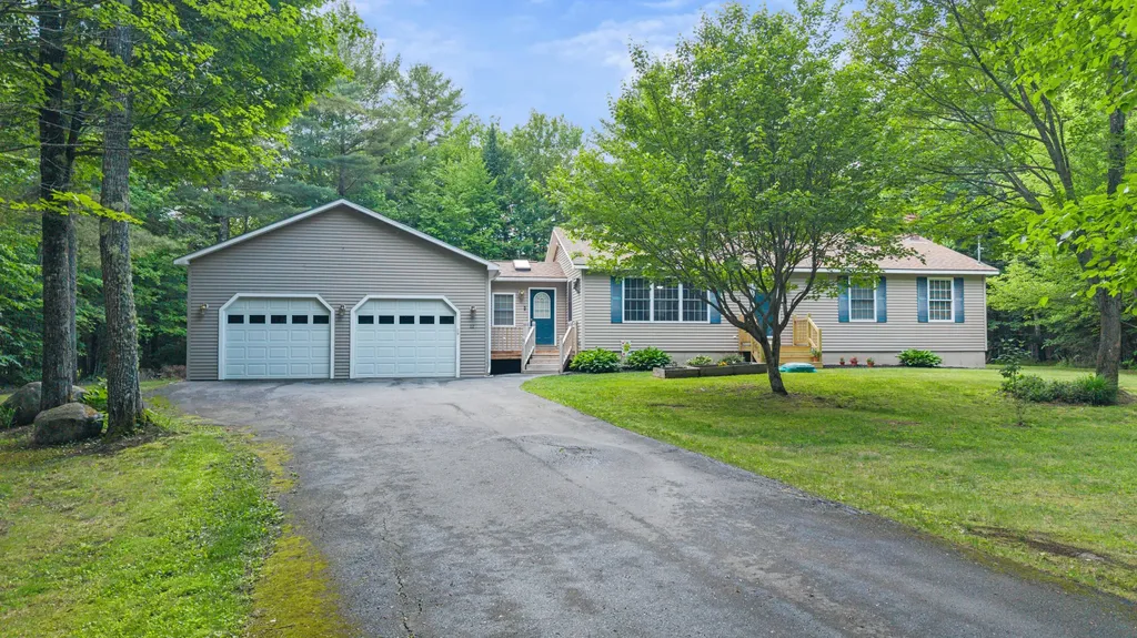 12 Russell Drive Sidney ME 04330