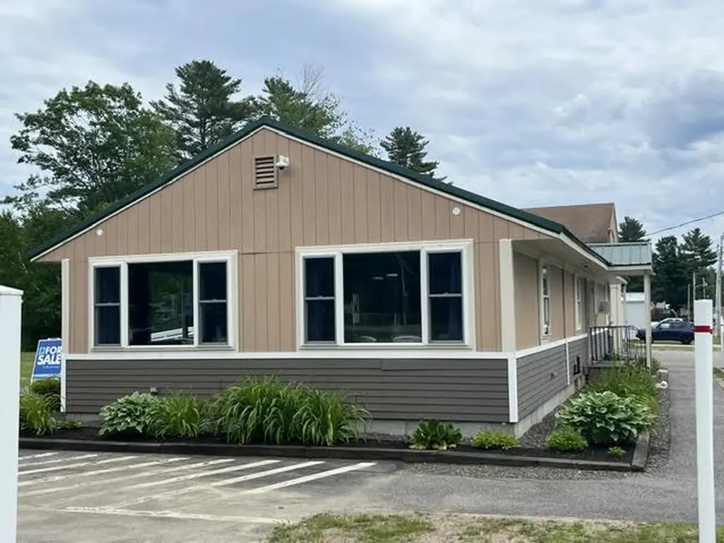 5 Sunset Drive Standish ME 04084