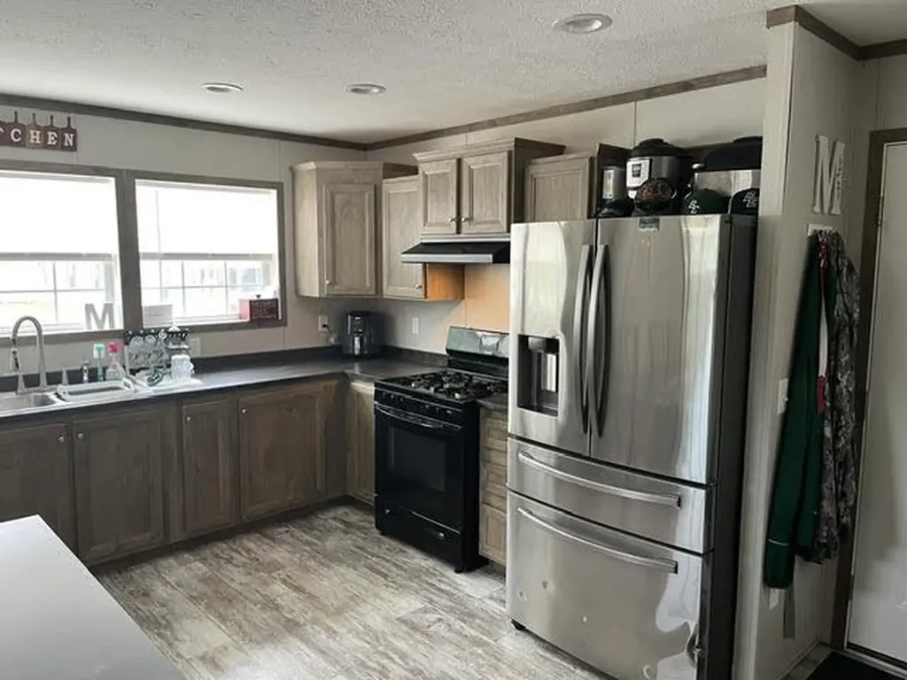 5 Sunset Drive Standish ME 04084