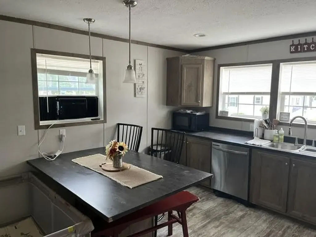 5 Sunset Drive Standish ME 04084