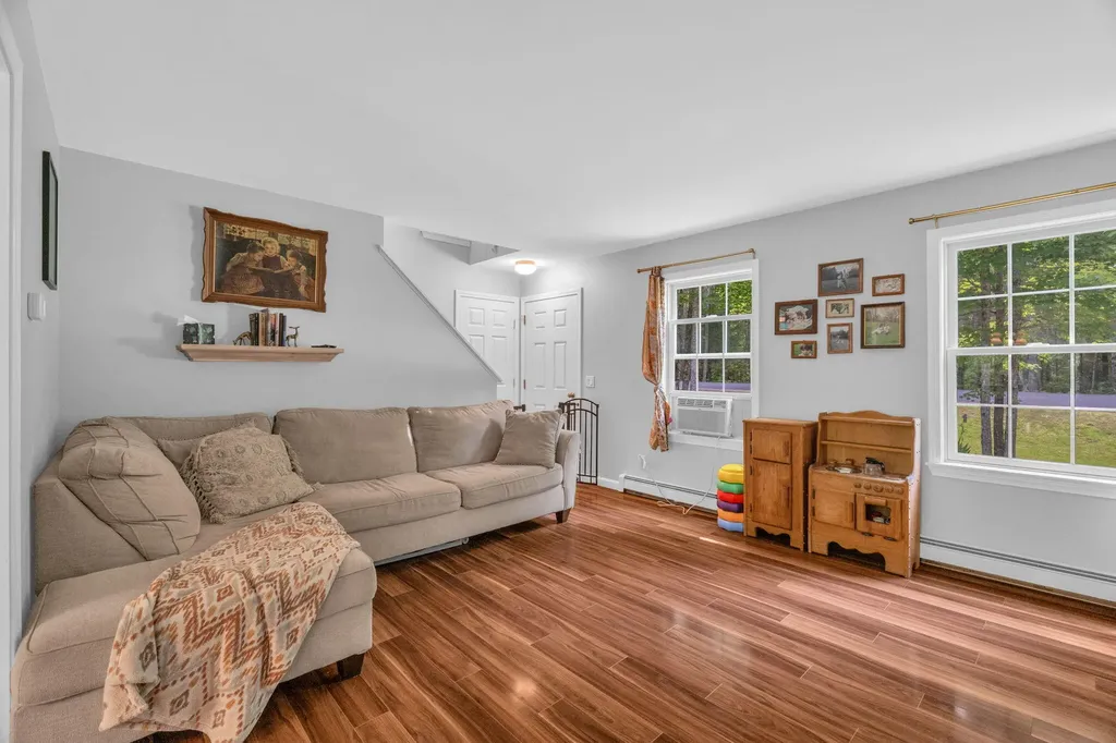 79 Greenwood Avenue Warren ME 04864