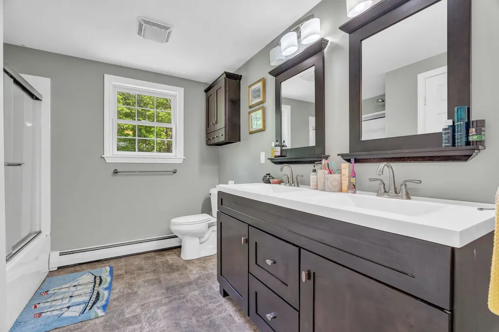 79 Greenwood Avenue Warren ME 04864