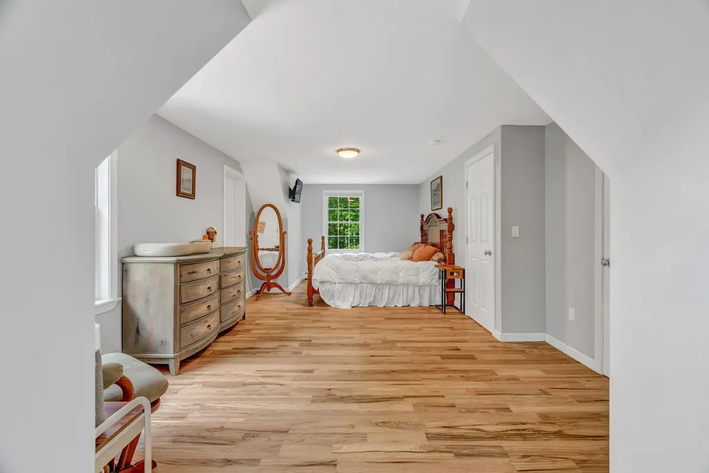 79 Greenwood Avenue Warren ME 04864