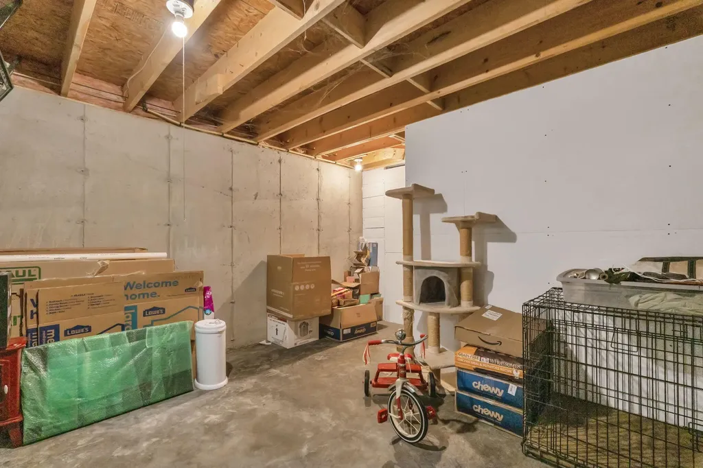 79 Greenwood Avenue Warren ME 04864