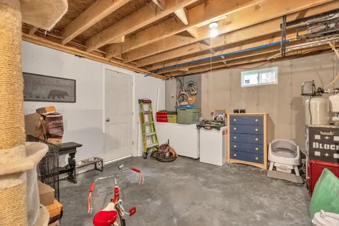 79 Greenwood Avenue Warren ME 04864