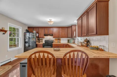 79 Greenwood Avenue Warren ME 04864