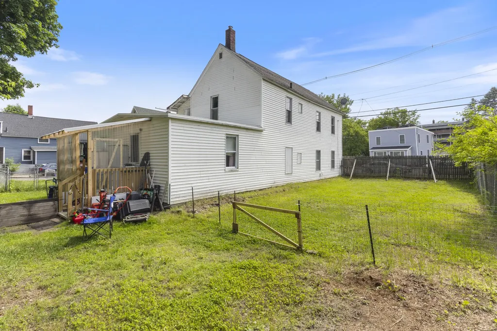 246 Lincoln Street Lewiston ME 04240