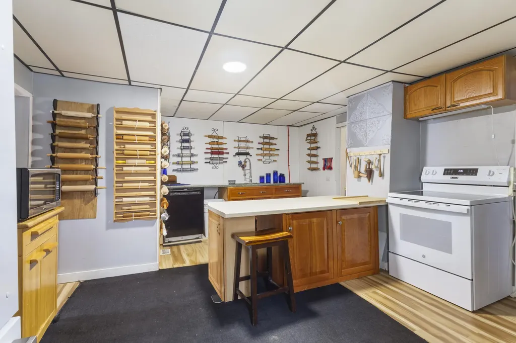 246 Lincoln Street Lewiston ME 04240