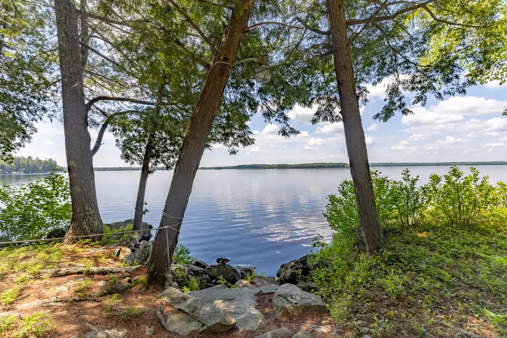 275 Birch Tree Drive Hudson ME 04449