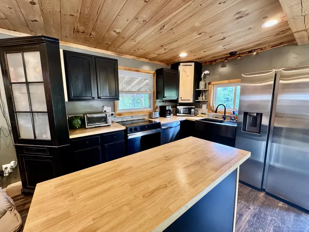 88 Coburn Road Carthage ME 04224