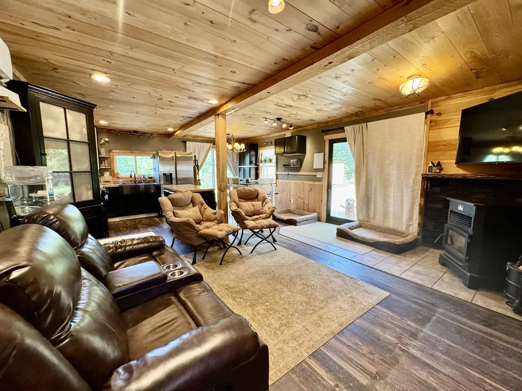 88 Coburn Road Carthage ME 04224