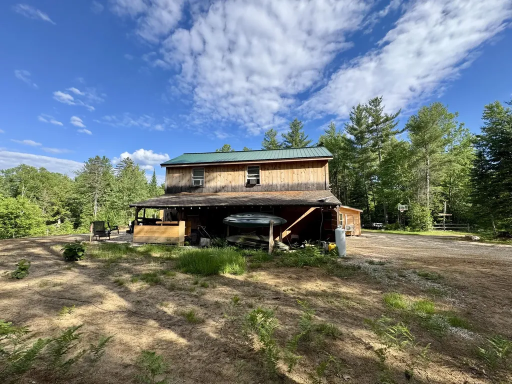 88 Coburn Road Carthage ME 04224